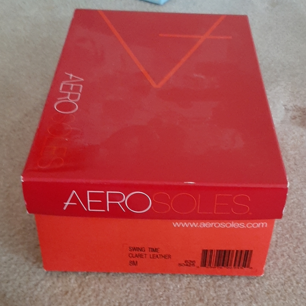 Shoes - Picture 4 of 4